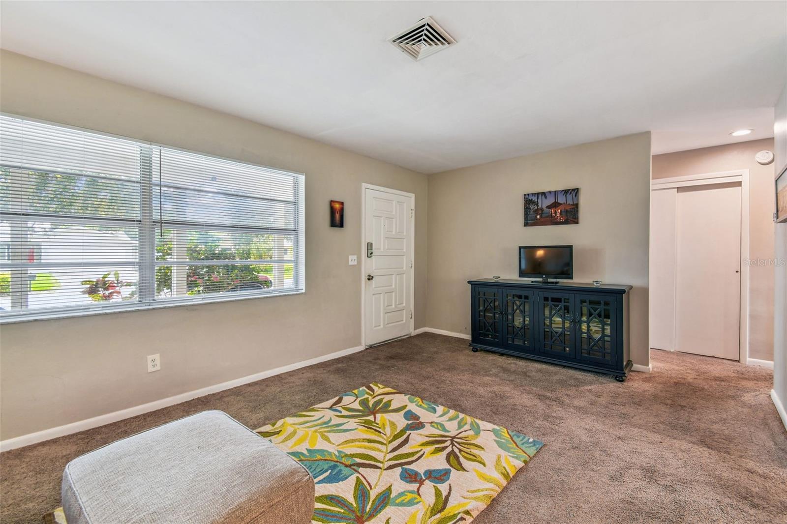Image 9 of 51 For 1409 Arden Avenue