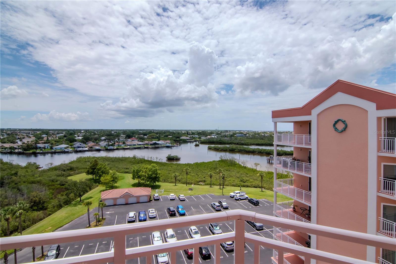 Listing photo id 29 for 4516 Seagull Drive 916