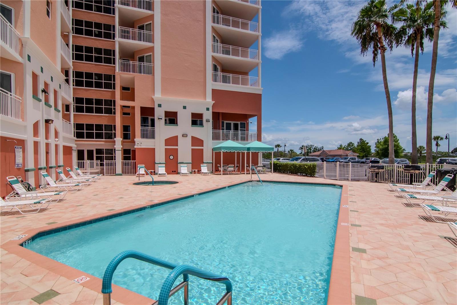 Listing photo id 38 for 4516 Seagull Drive 916