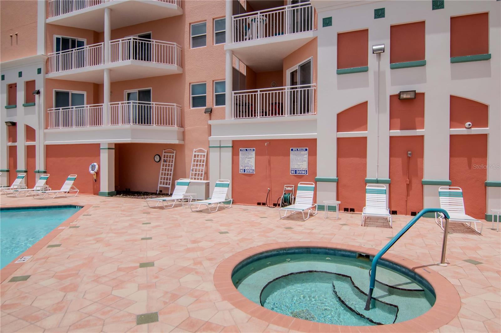 Listing photo id 40 for 4516 Seagull Drive 916