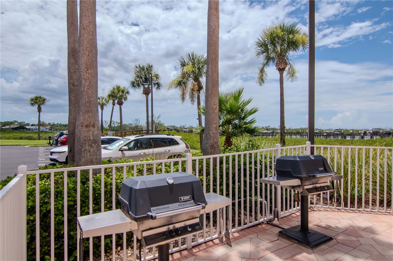 Listing photo id 42 for 4516 Seagull Drive 916