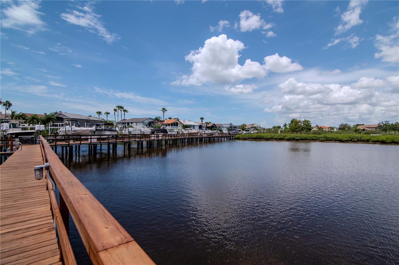 Listing photo id 54 for 4516 Seagull Drive 916
