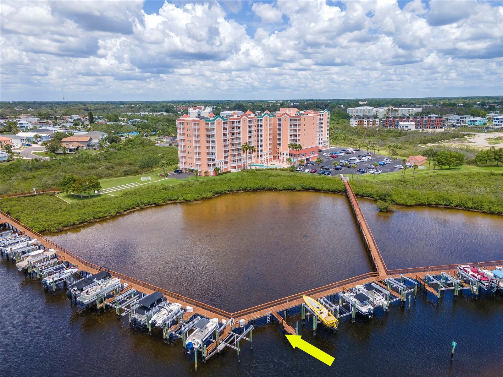 Listing photo id 64 for 4516 Seagull Drive 916