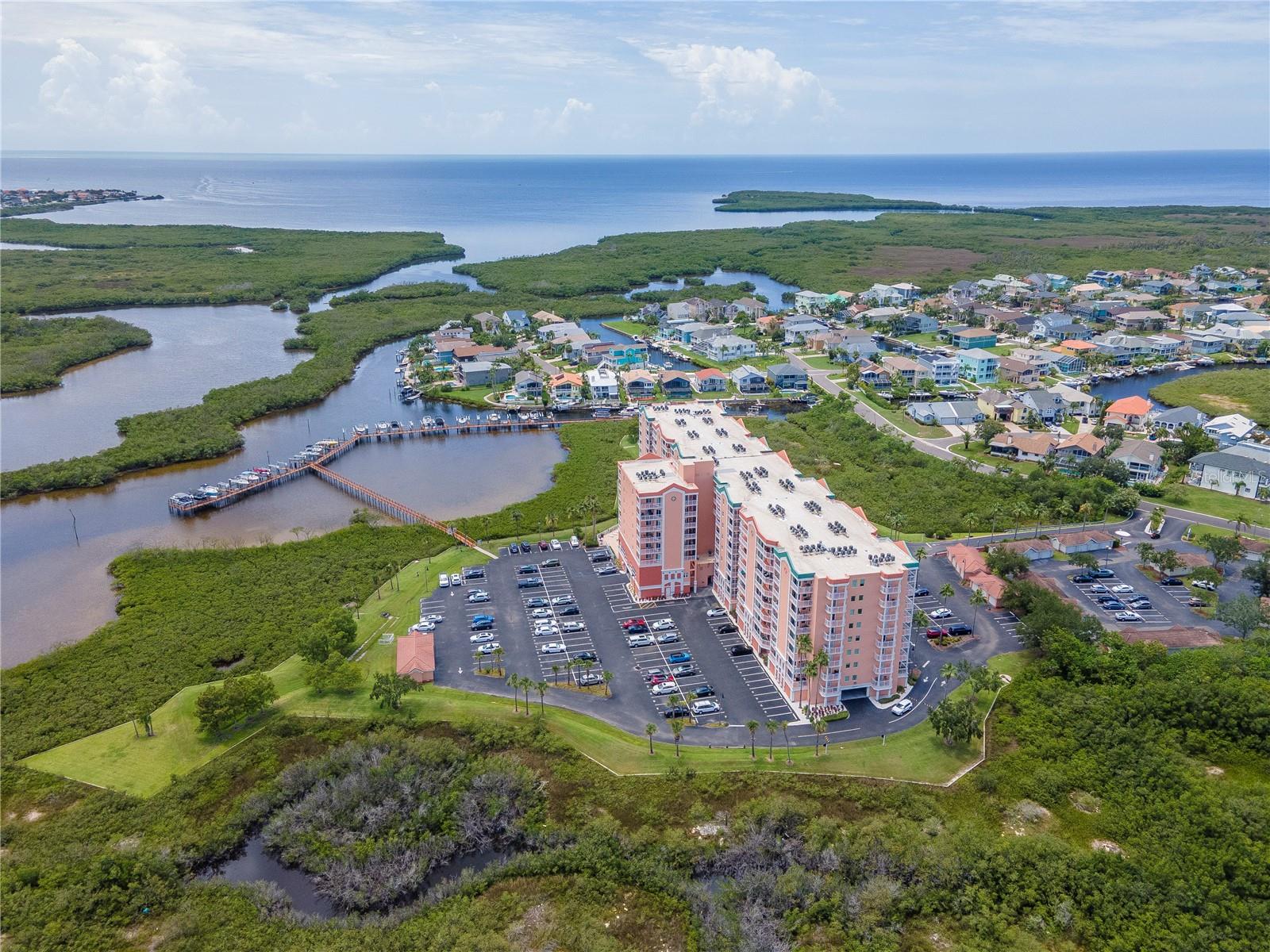 Listing photo id 68 for 4516 Seagull Drive 916