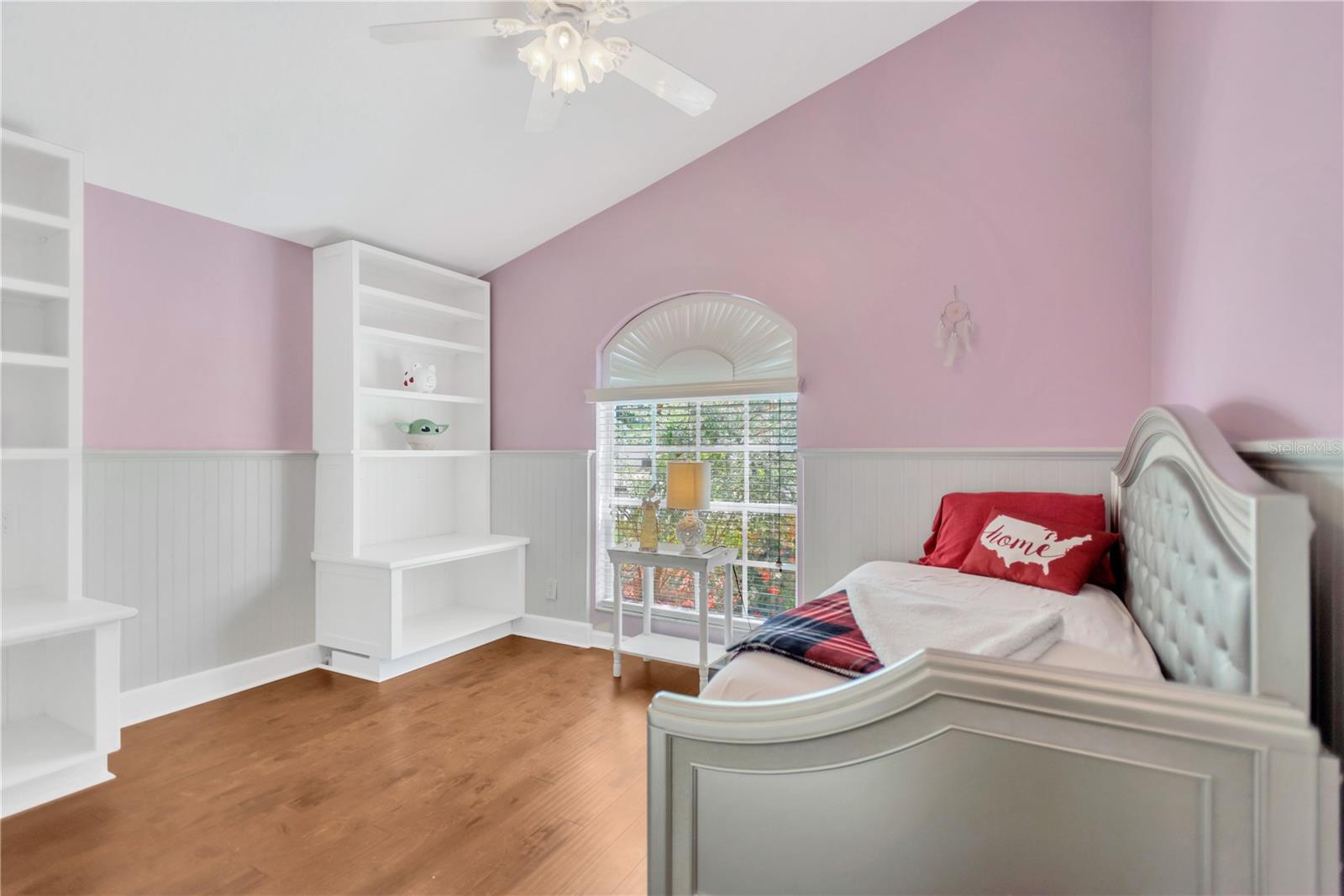Image 22 of 34 For 23007 Beechnut Court