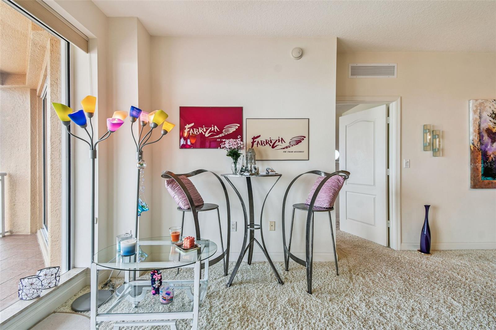 Image 14 of 48 For 521 Mandalay Avenue 604