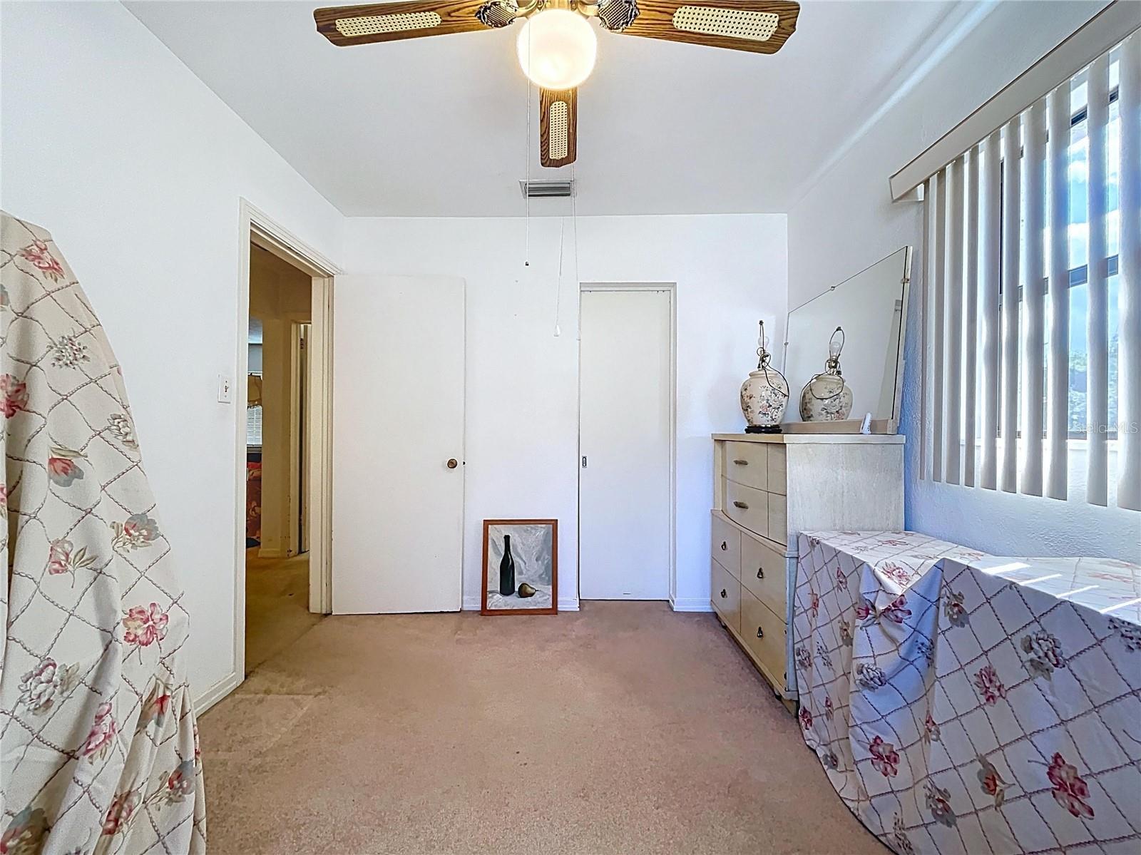 Image 19 of 32 For 553 Jefferson Street