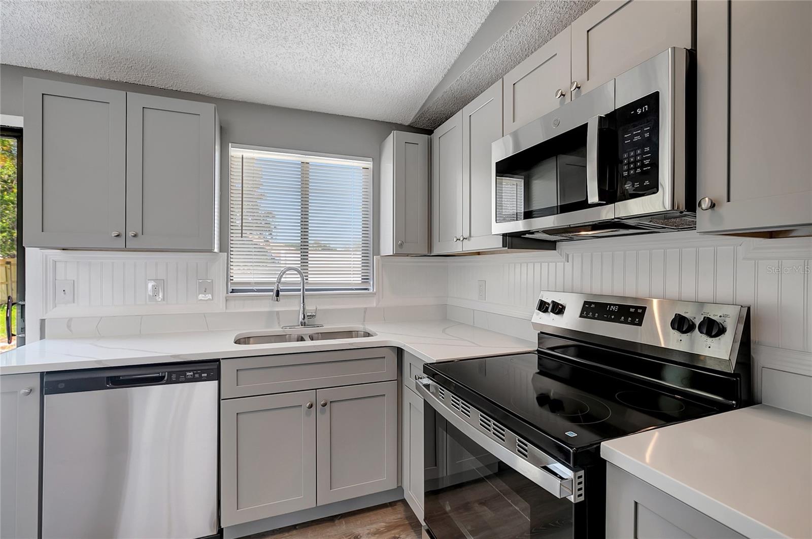 Image 13 of 33 For 7544 Mallard Street