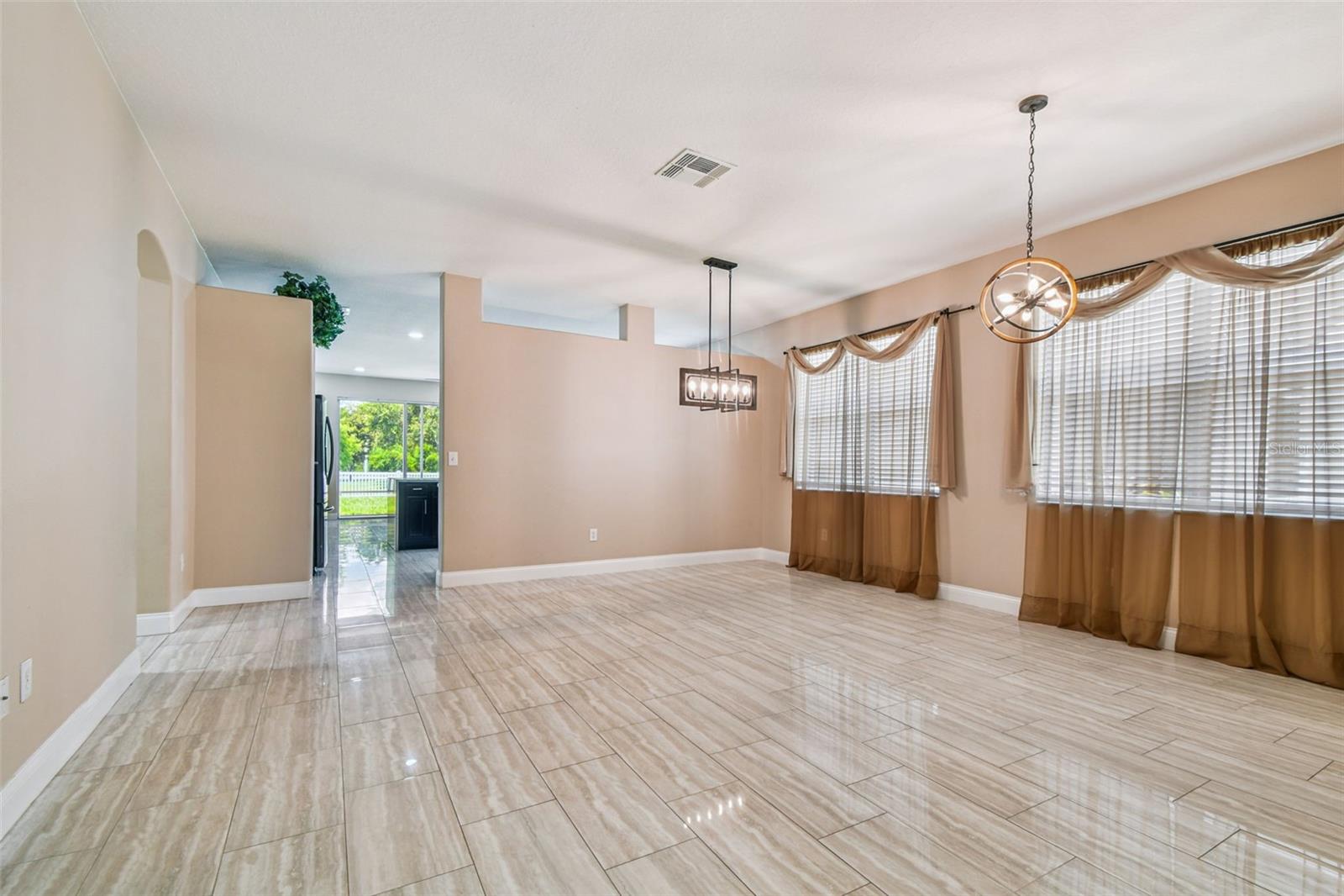Image 11 of 65 For 17228 Whisper Breeze Way