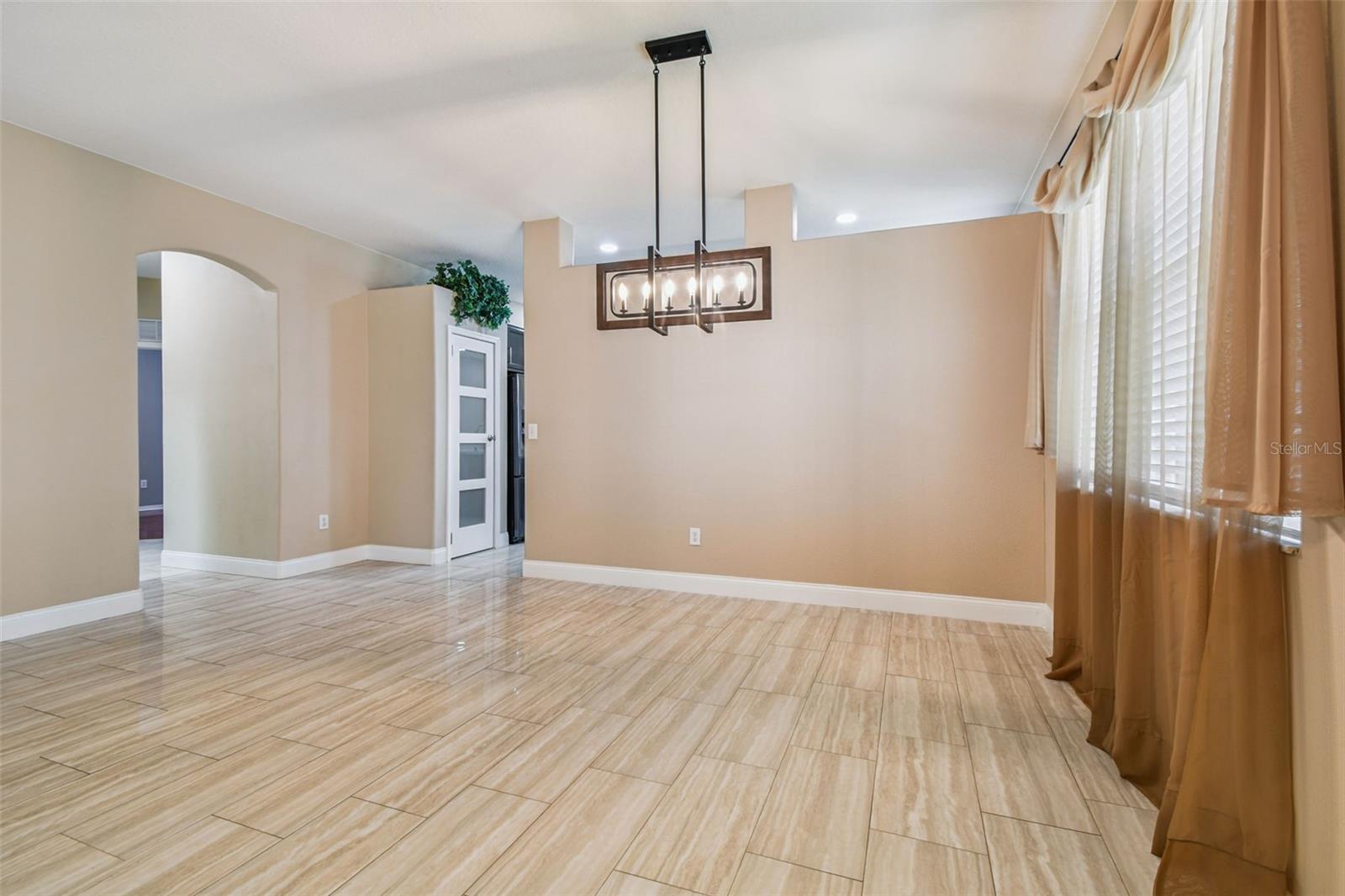 Image 17 of 65 For 17228 Whisper Breeze Way