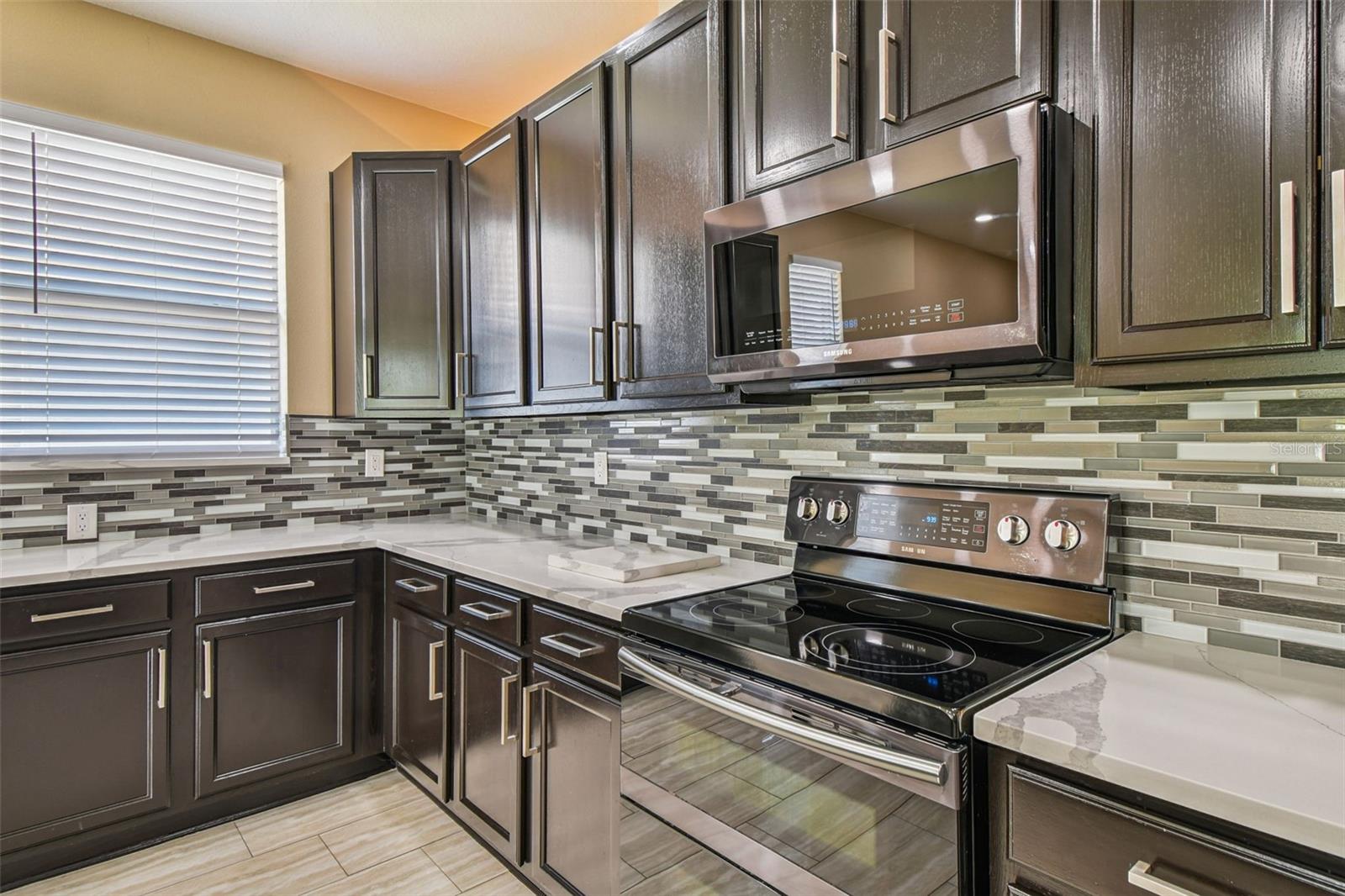 Image 22 of 65 For 17228 Whisper Breeze Way