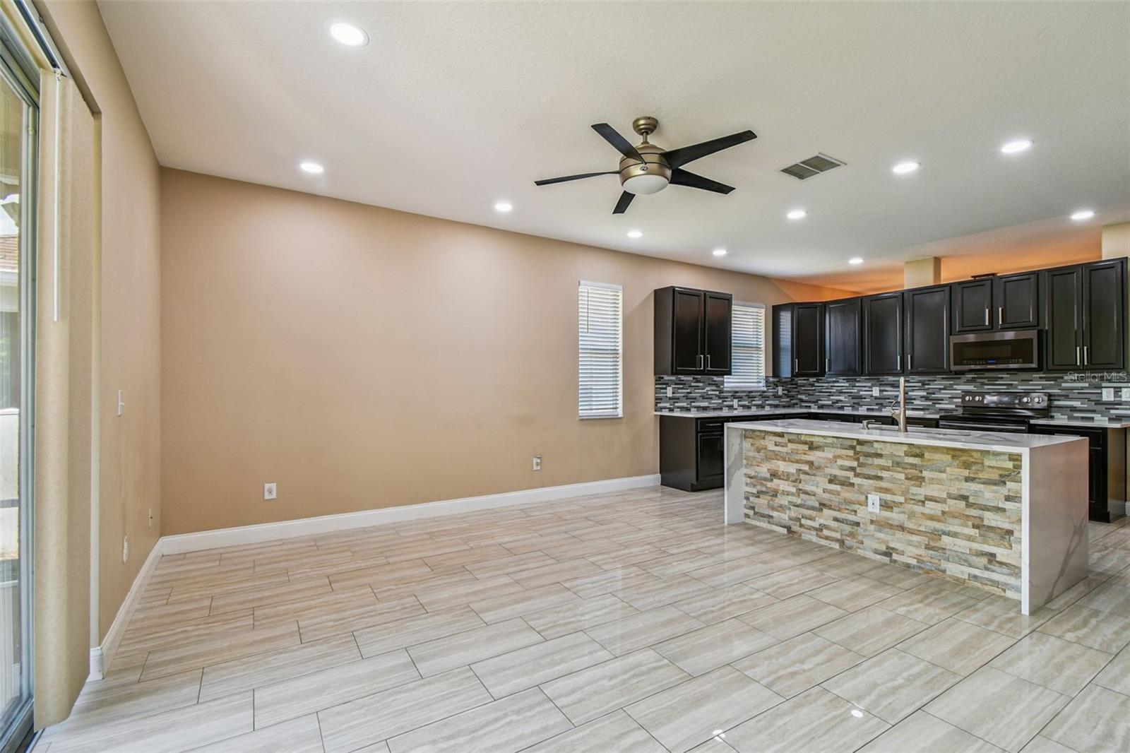 Image 25 of 65 For 17228 Whisper Breeze Way