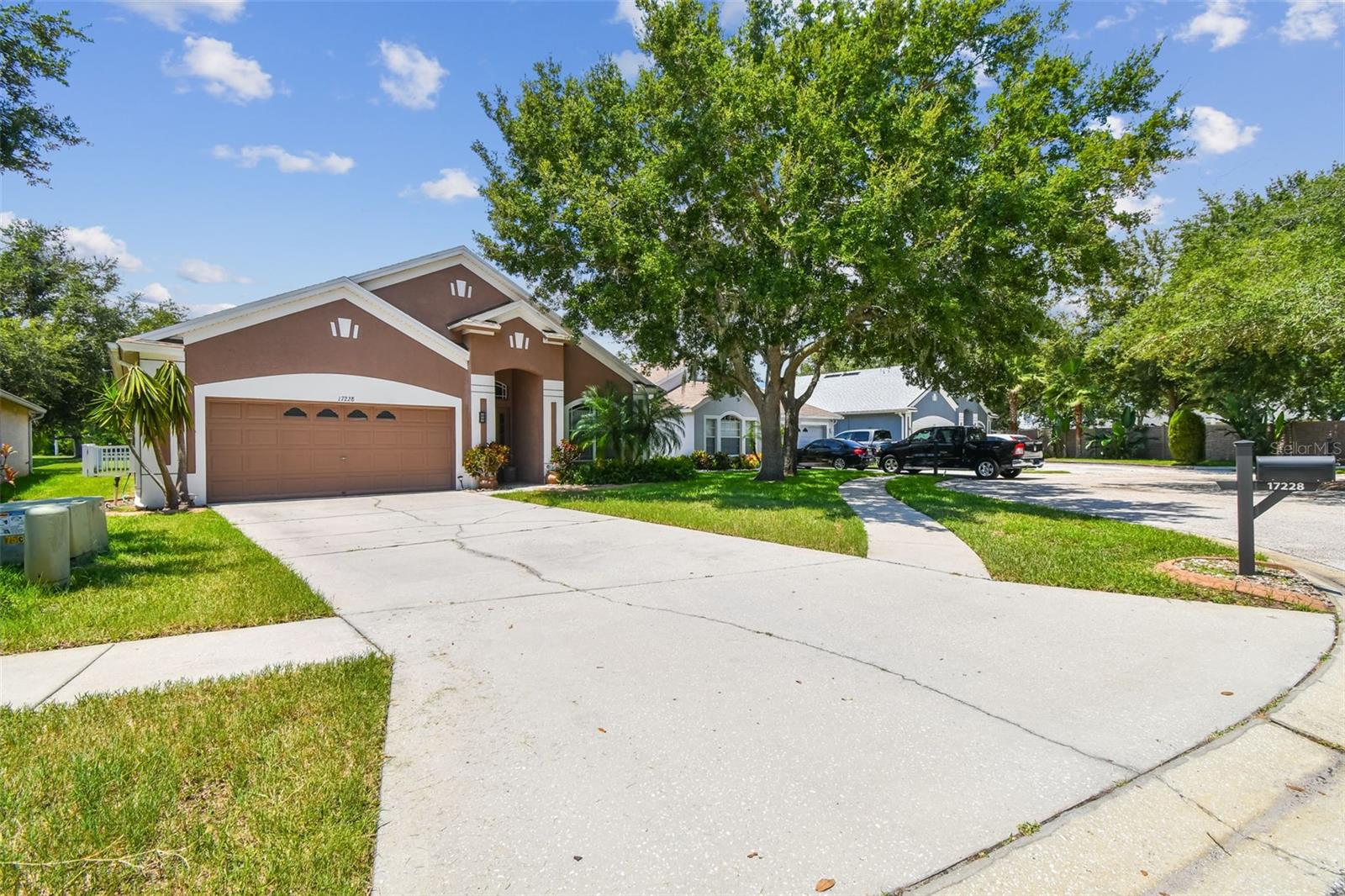 Image 4 of 65 For 17228 Whisper Breeze Way
