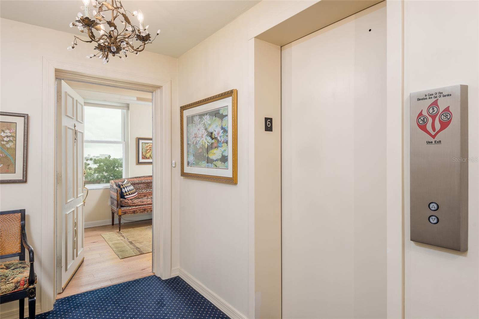 Listing photo id 0 for 2407 Ardson Place 601