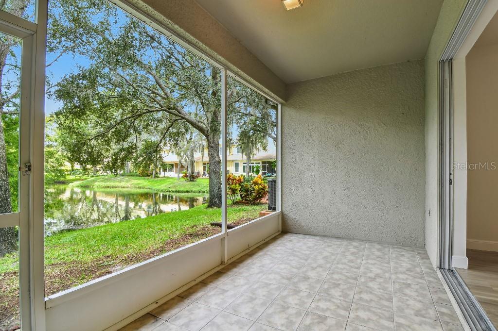 Image 19 of 53 For 527 Spring Lake Circle