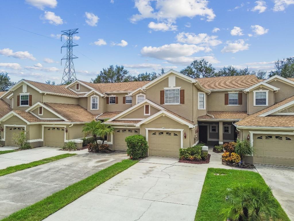 Image 41 of 53 For 527 Spring Lake Circle