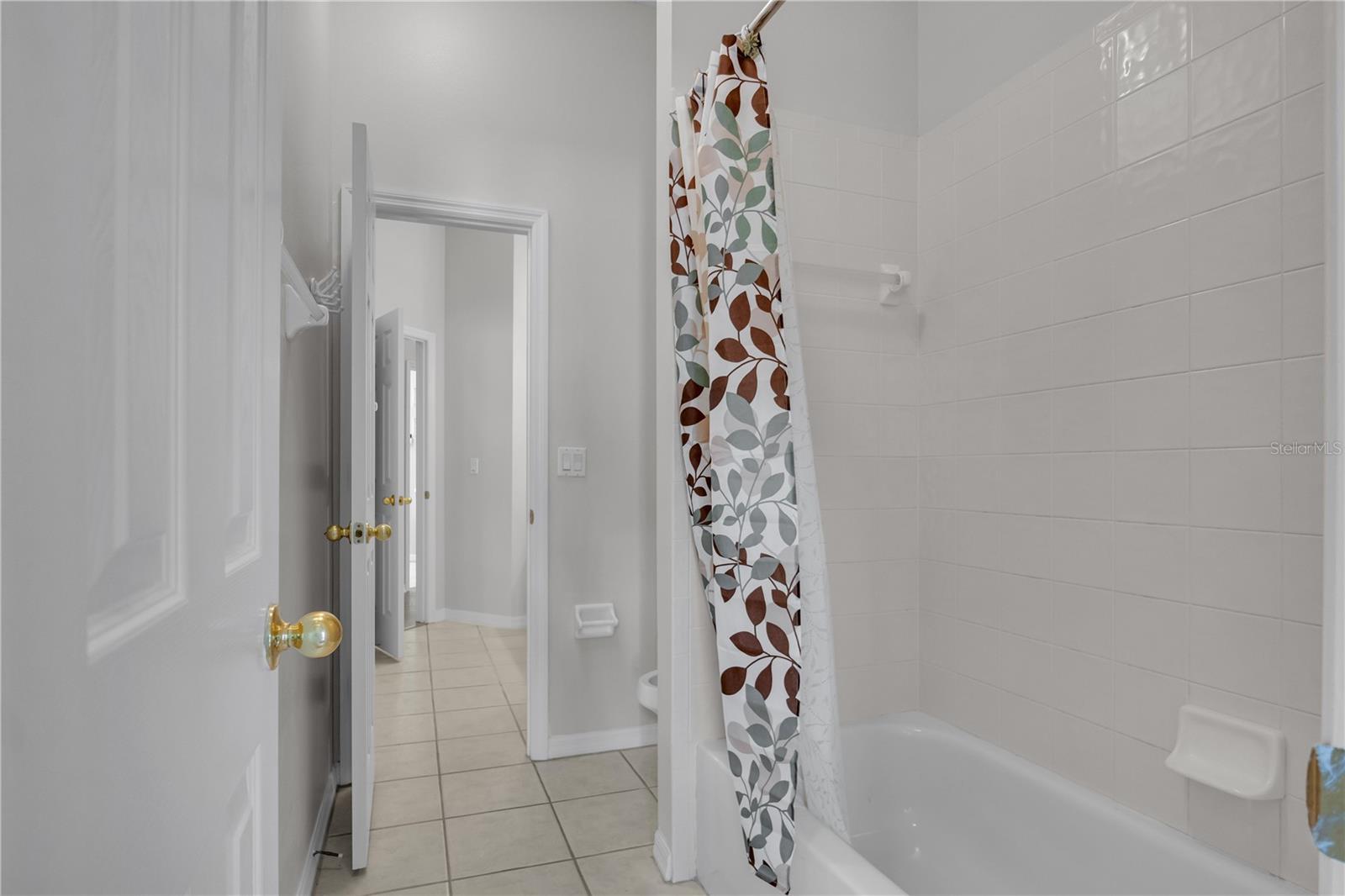 Image 33 of 48 For 18108 Sugar Brooke Drive
