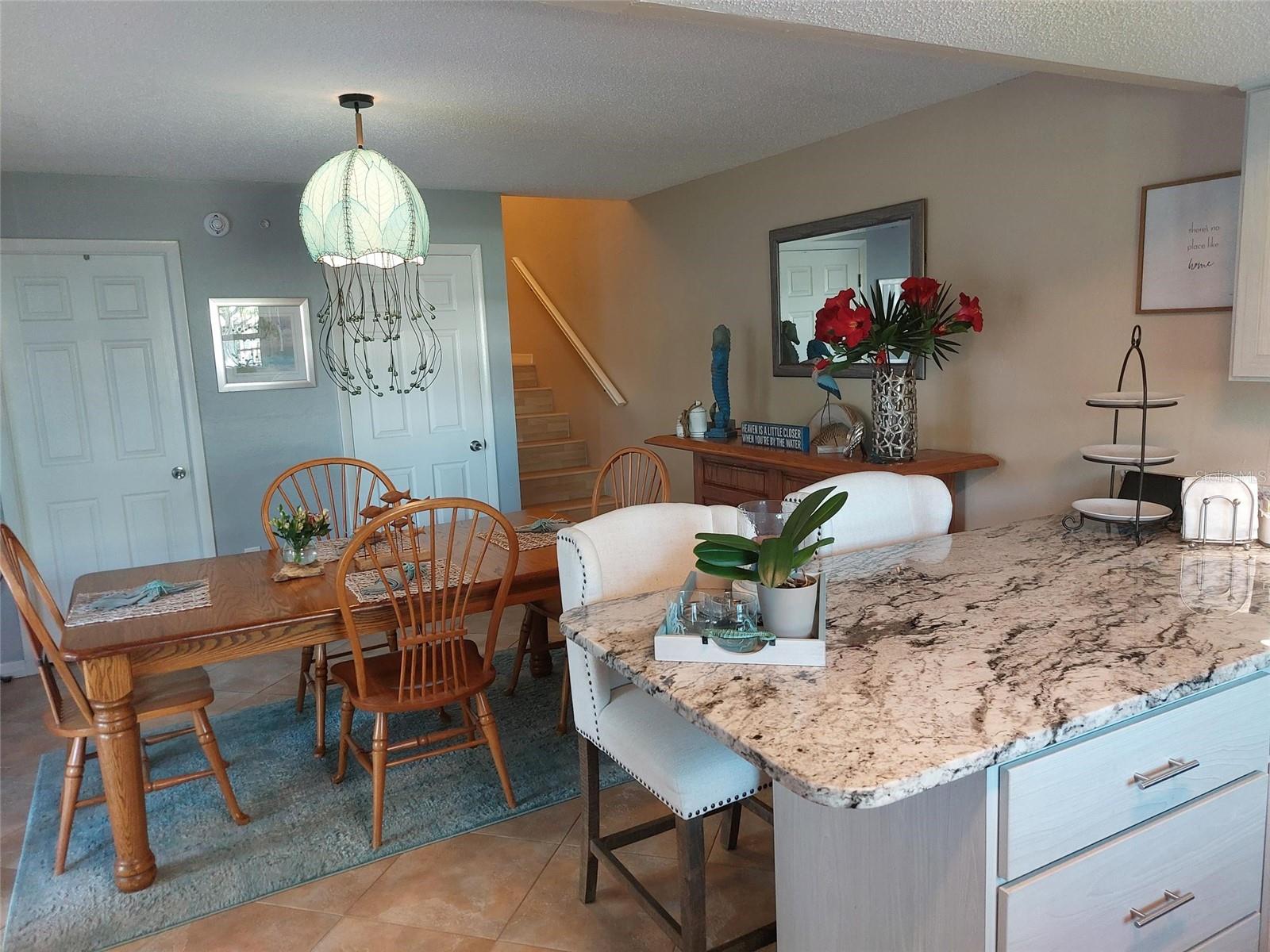 Image 16 of 33 For 9446 Tradewinds Avenue
