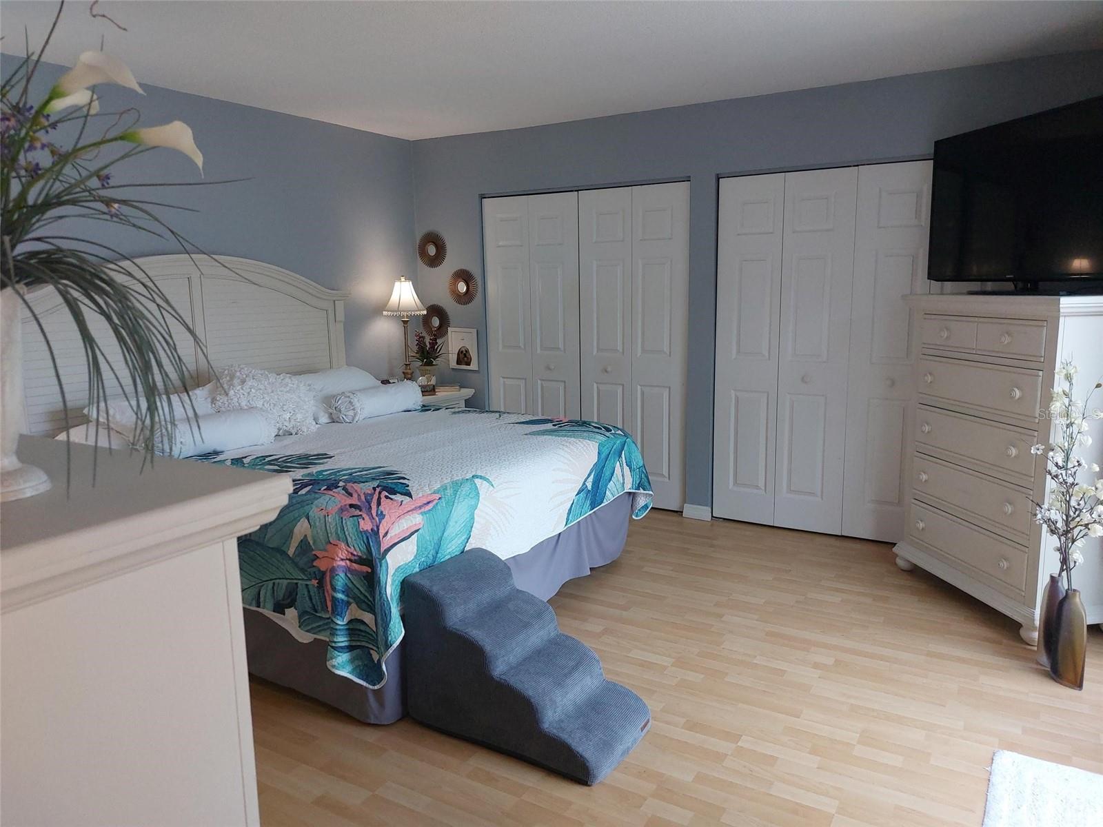 Image 24 of 33 For 9446 Tradewinds Avenue