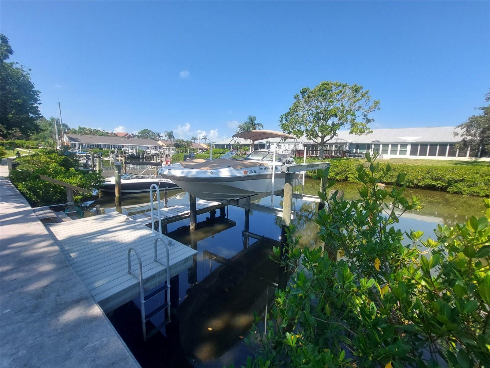 Image 30 of 33 For 9446 Tradewinds Avenue
