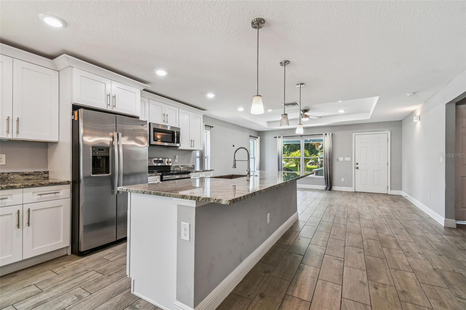 Image 17 of 59 For 2205 Quincy Street S