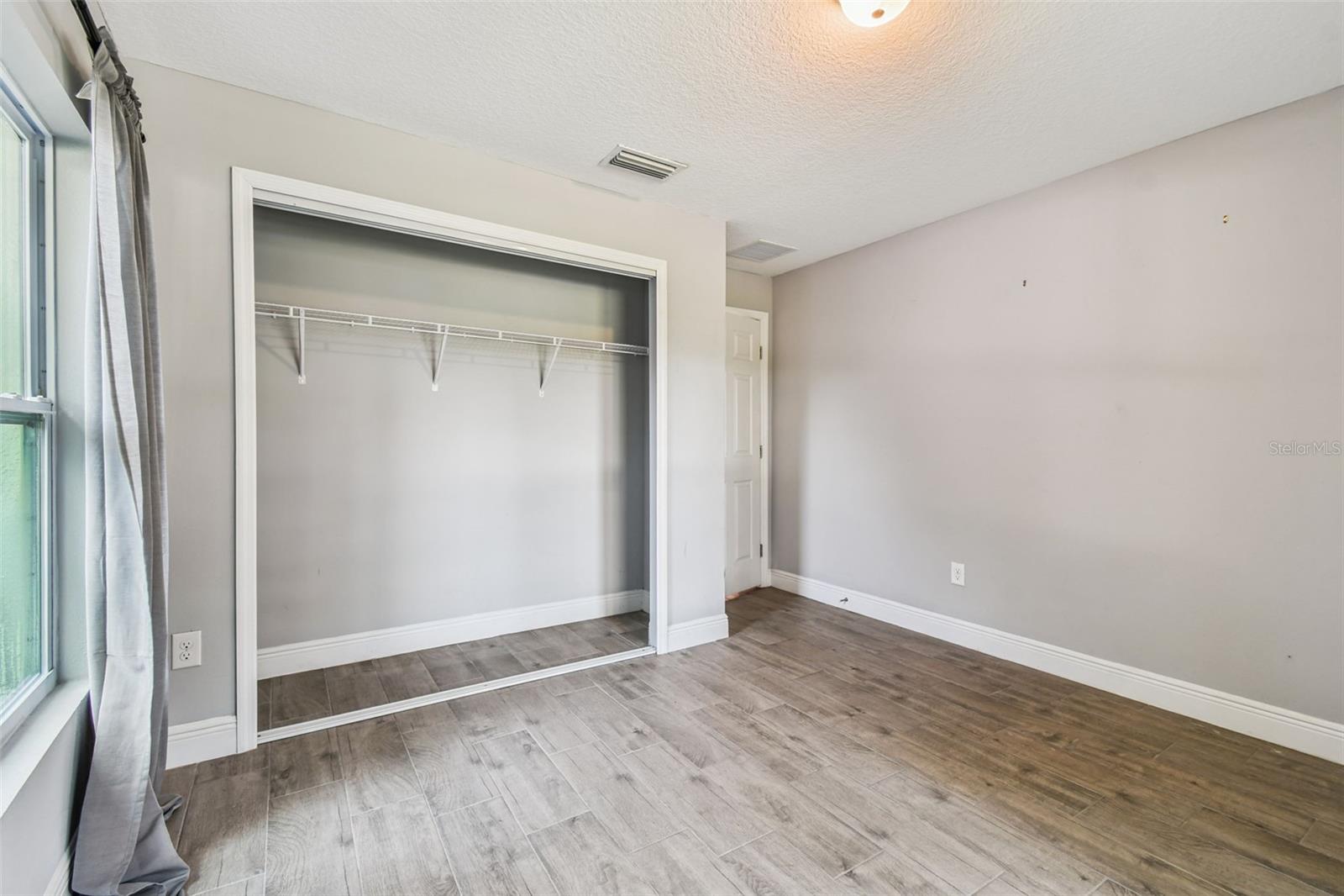 Image 30 of 59 For 2205 Quincy Street S