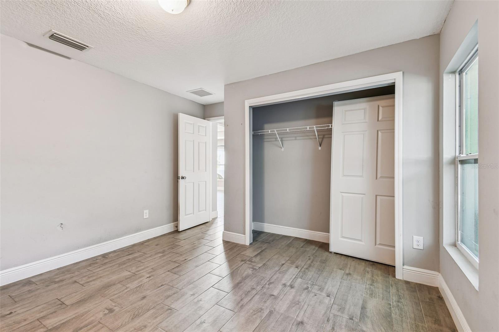 Image 39 of 59 For 2205 Quincy Street S