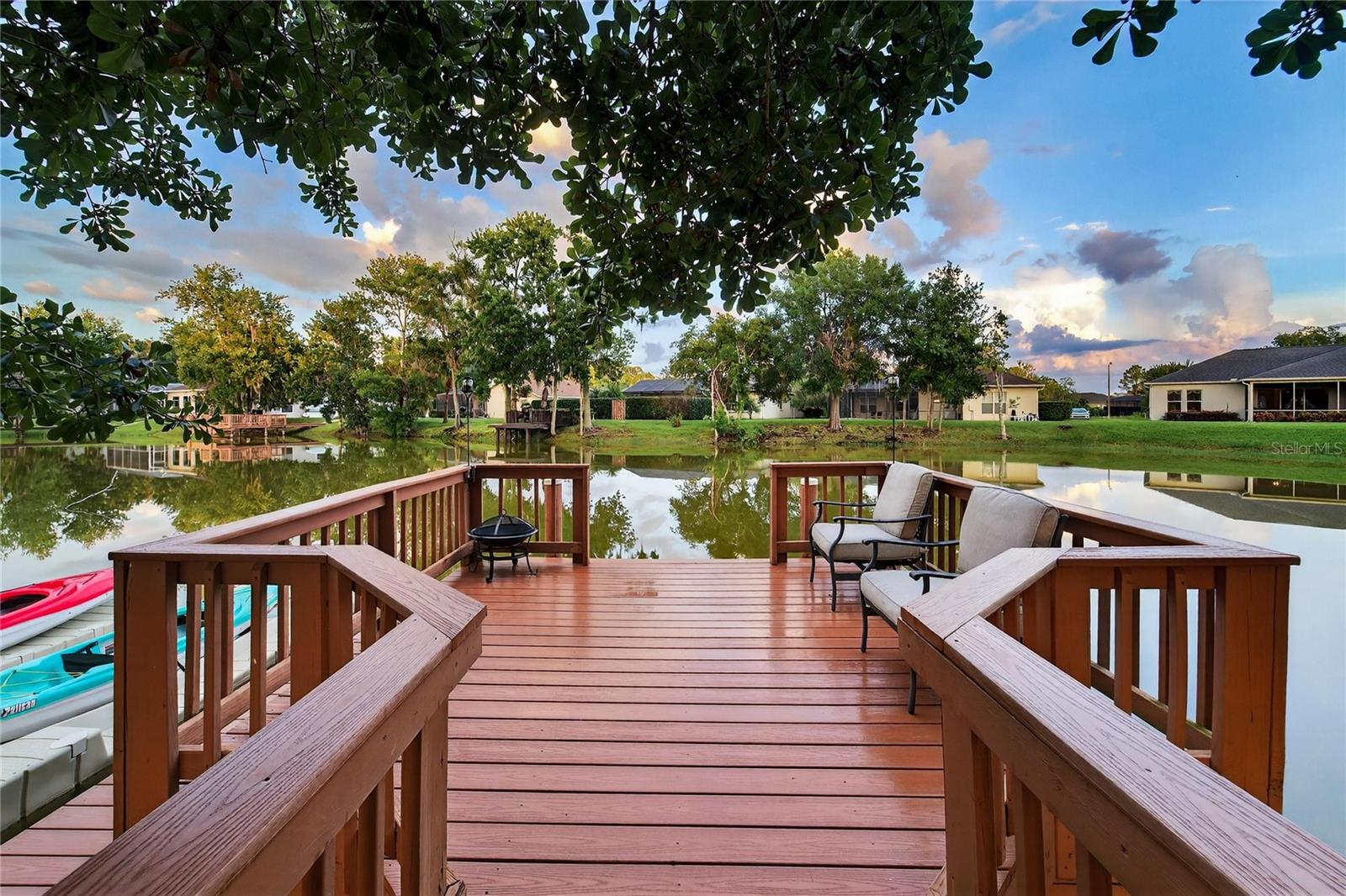 Listing photo id 34 for 6428 Barcellona Road