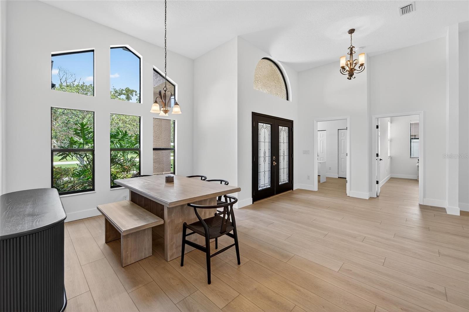Image 5 of 30 For 6428 Barcellona Road