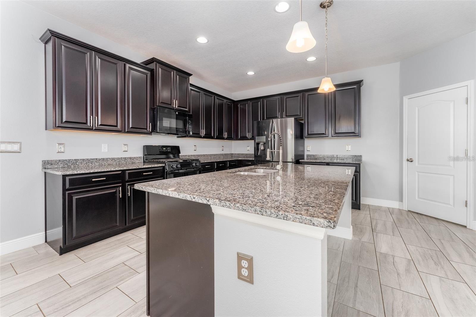 Image 4 of 35 For 11125 Abaco Island Avenue