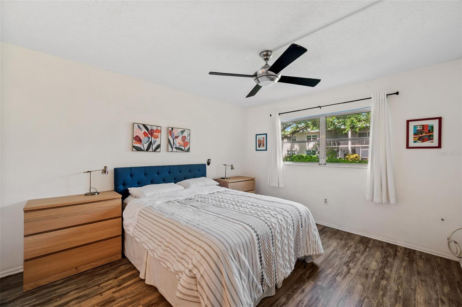 Image 18 of 36 For 870 Virginia Street 113