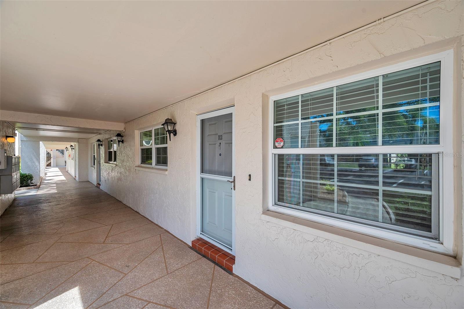 Image 4 of 36 For 870 Virginia Street 113