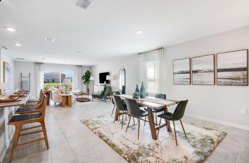 Listing photo id 8 for 13613 Tropical Breeze Way