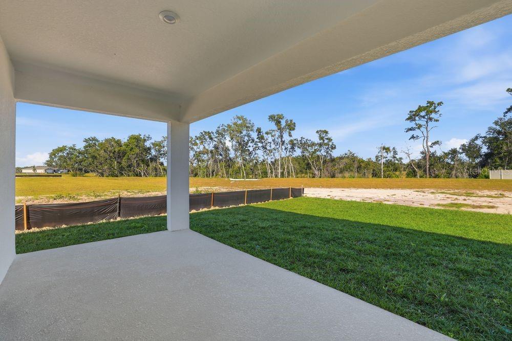 Image 32 of 48 For 13640 Tropical Breeze Way