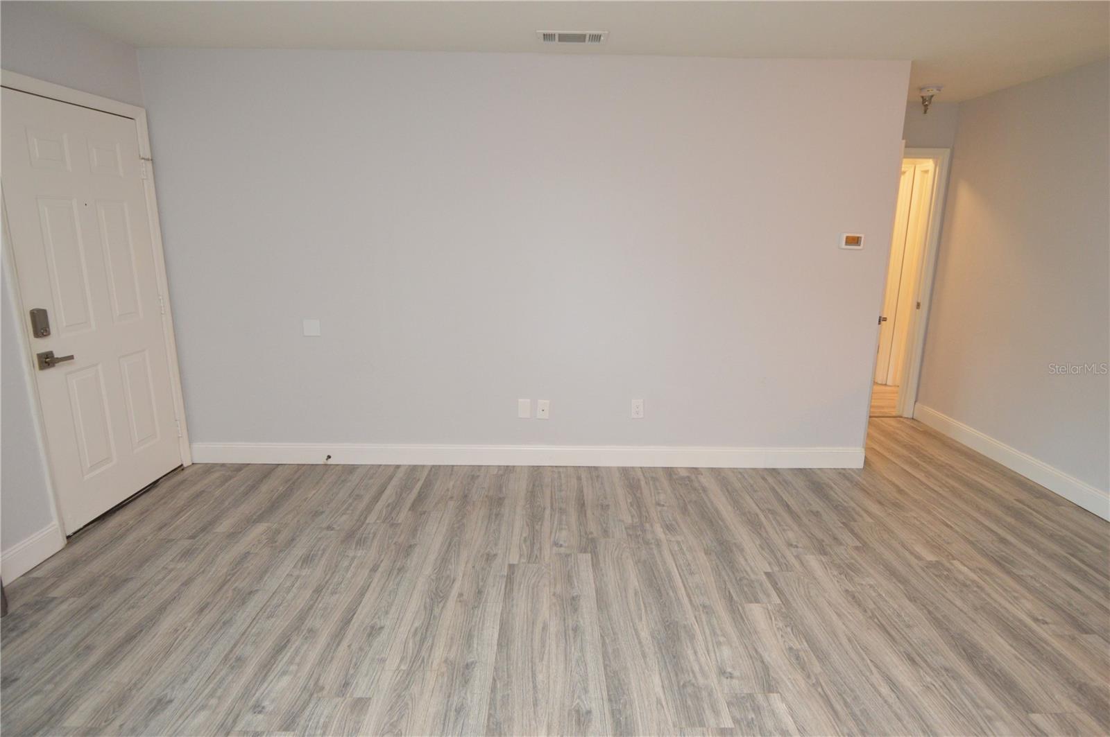 Image 14 of 97 For 10265 Gandy Boulevard N 1407