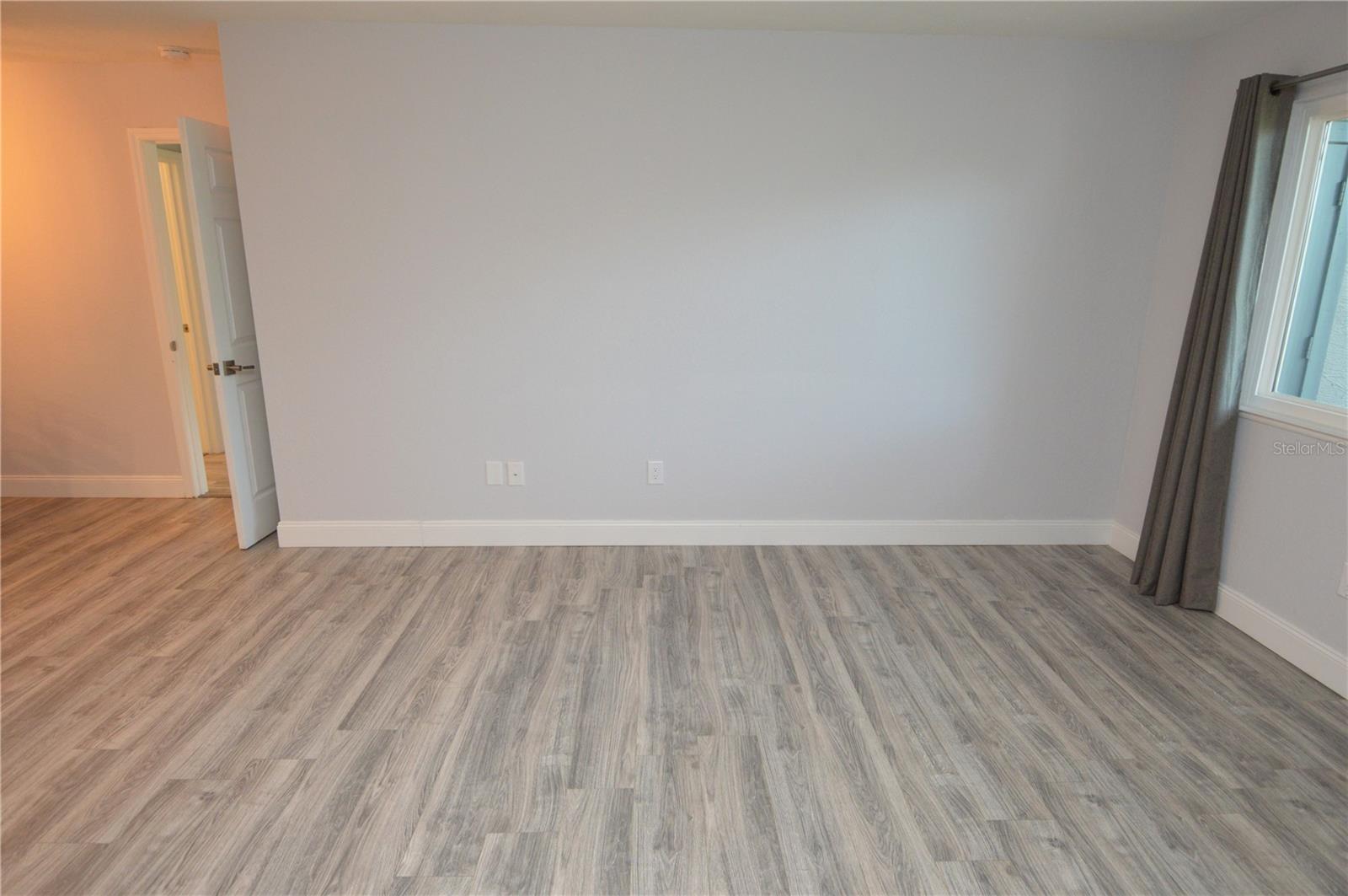 Image 18 of 97 For 10265 Gandy Boulevard N 1407
