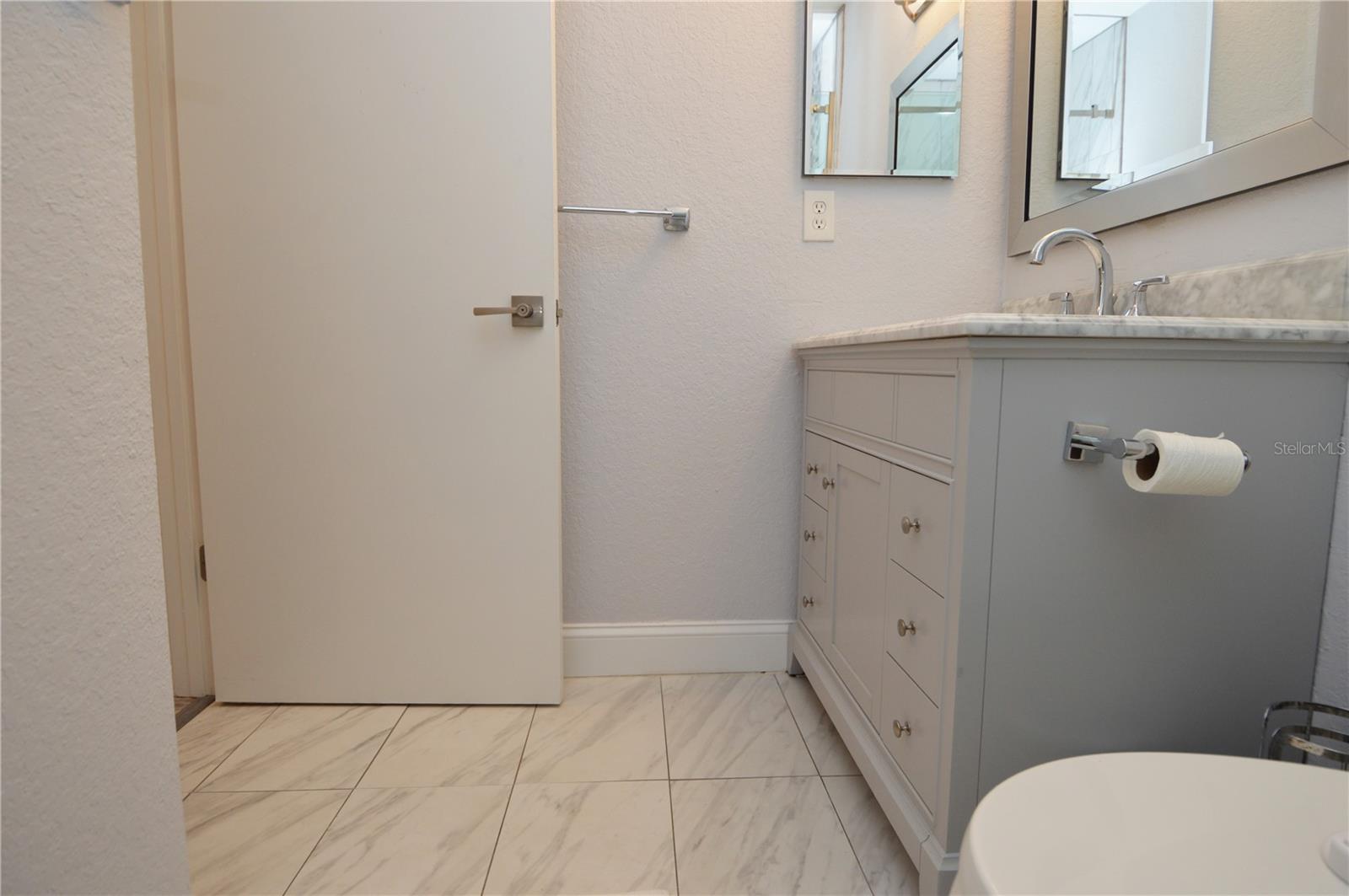 Image 32 of 97 For 10265 Gandy Boulevard N 1407