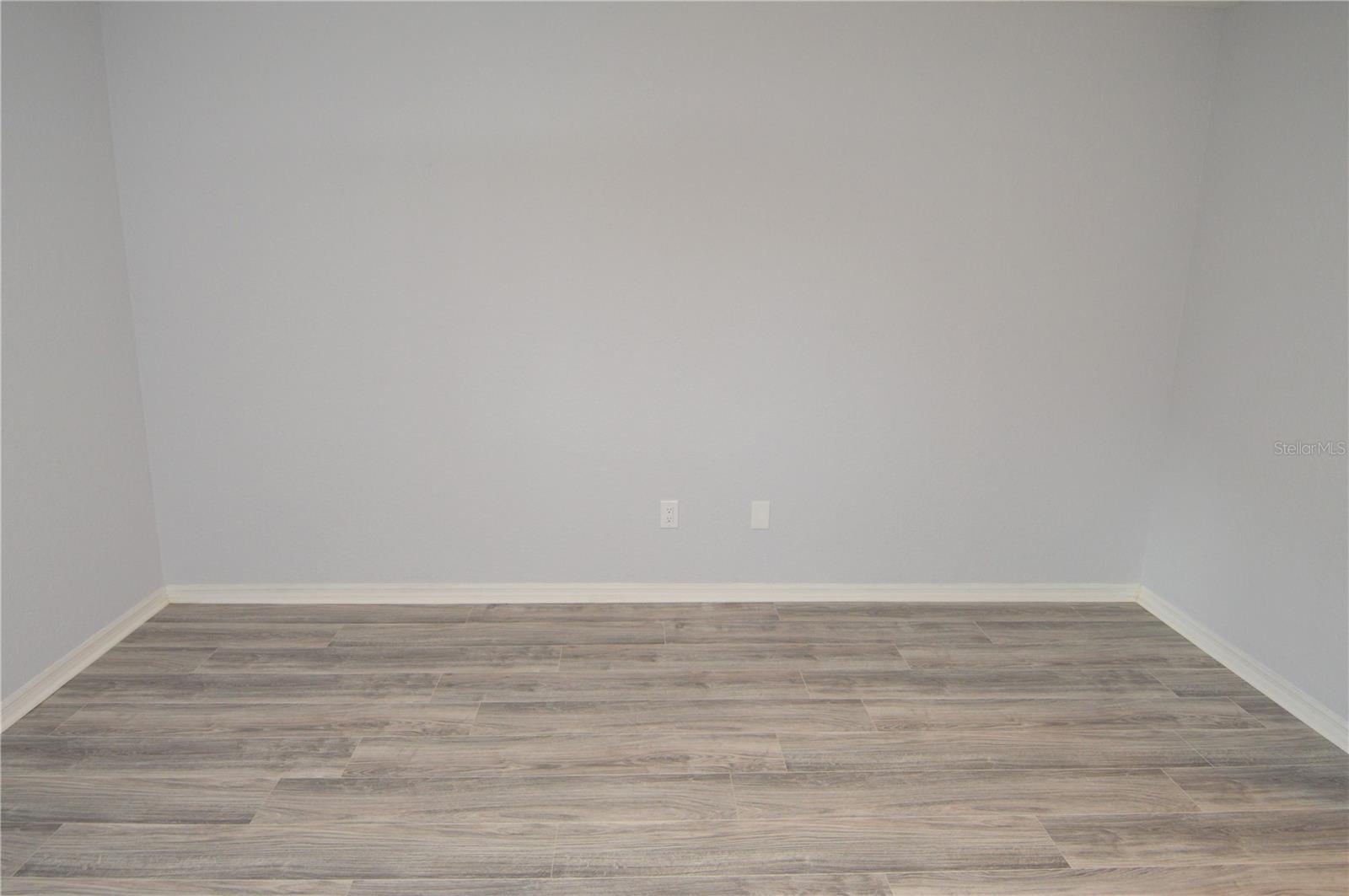 Image 34 of 97 For 10265 Gandy Boulevard N 1407