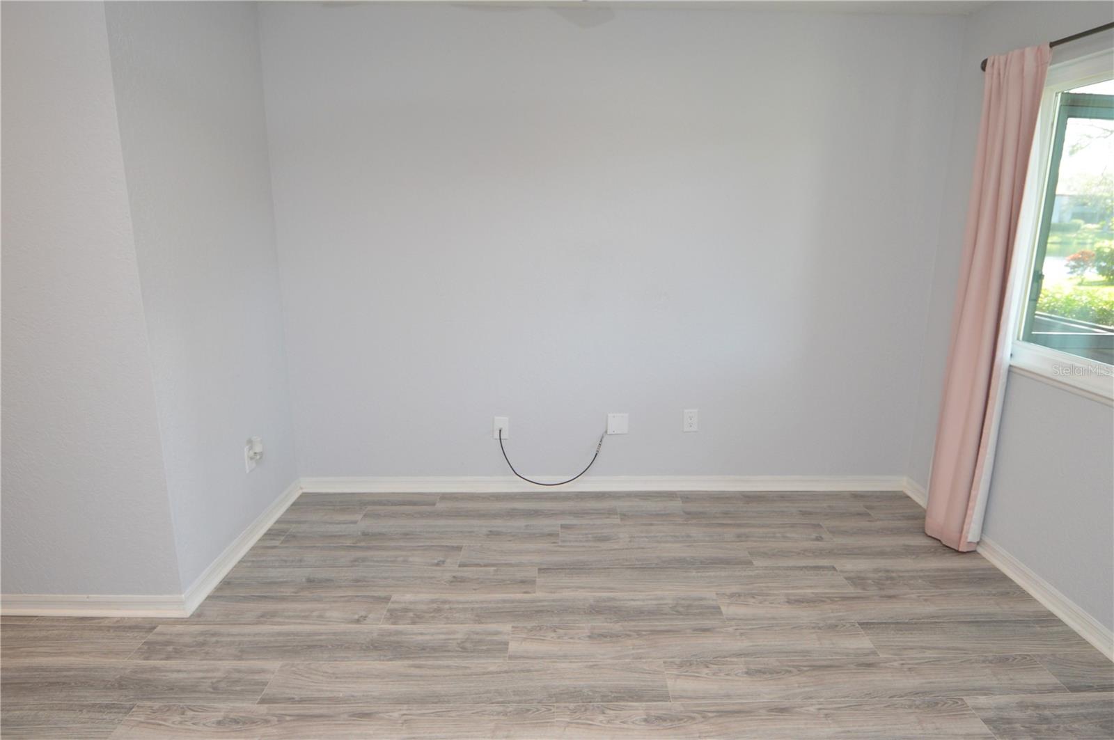 Image 36 of 97 For 10265 Gandy Boulevard N 1407