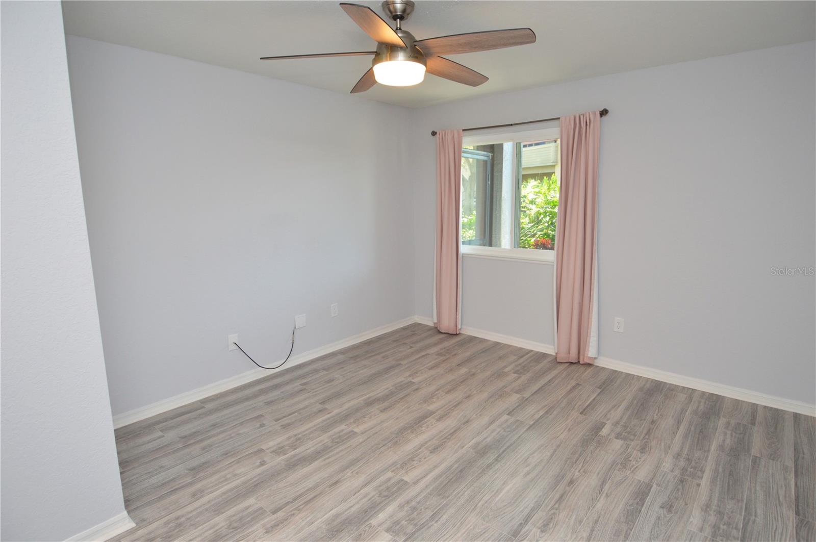 Image 37 of 97 For 10265 Gandy Boulevard N 1407