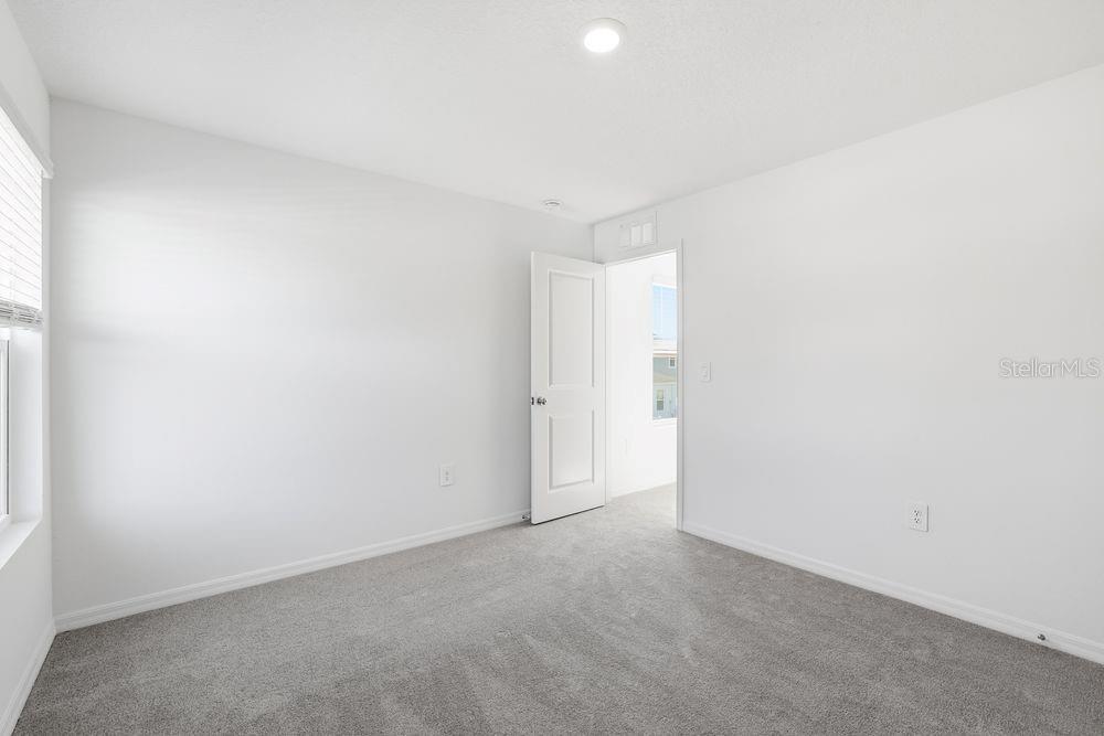 Image 21 of 48 For 13601 Tropical Breeze Way