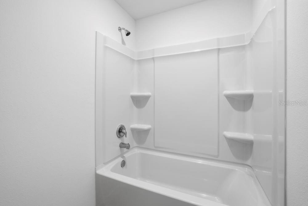 Image 26 of 48 For 13601 Tropical Breeze Way