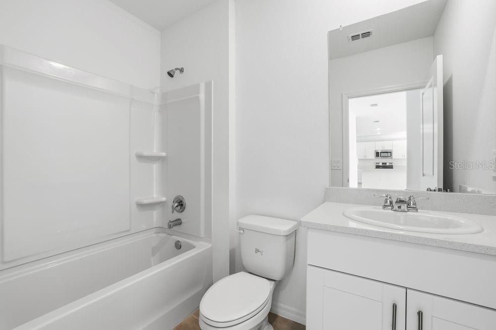 Image 28 of 48 For 13601 Tropical Breeze Way