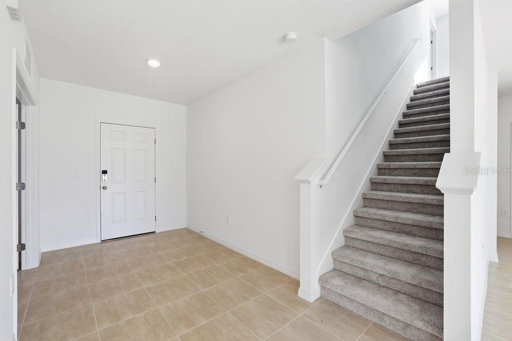 Image 29 of 48 For 13601 Tropical Breeze Way