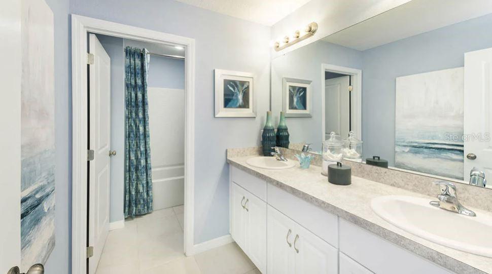 Listing photo id 8 for 13655 Tropical Breeze Way