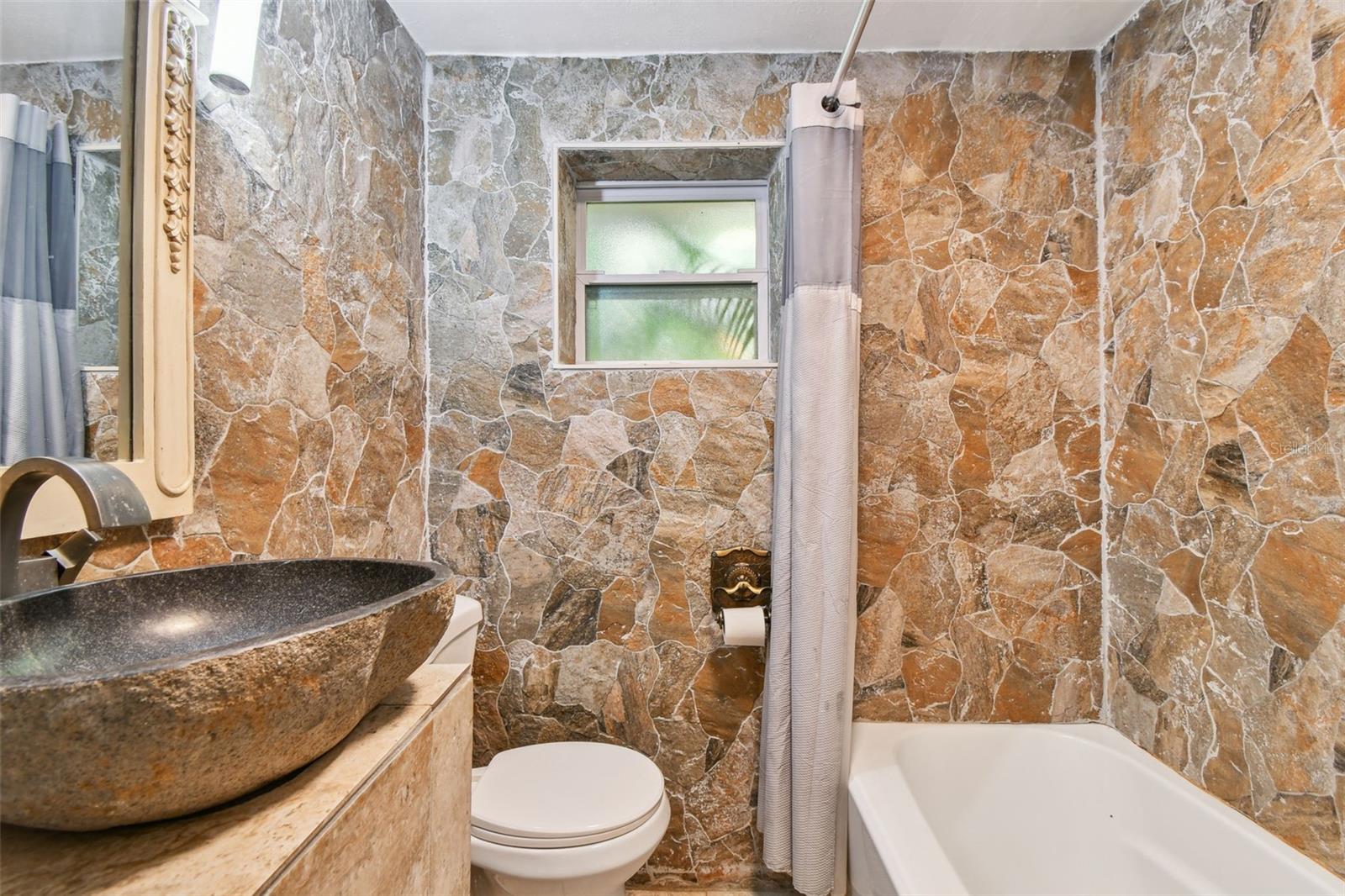 Image 37 of 48 For 5909 Mohr Road