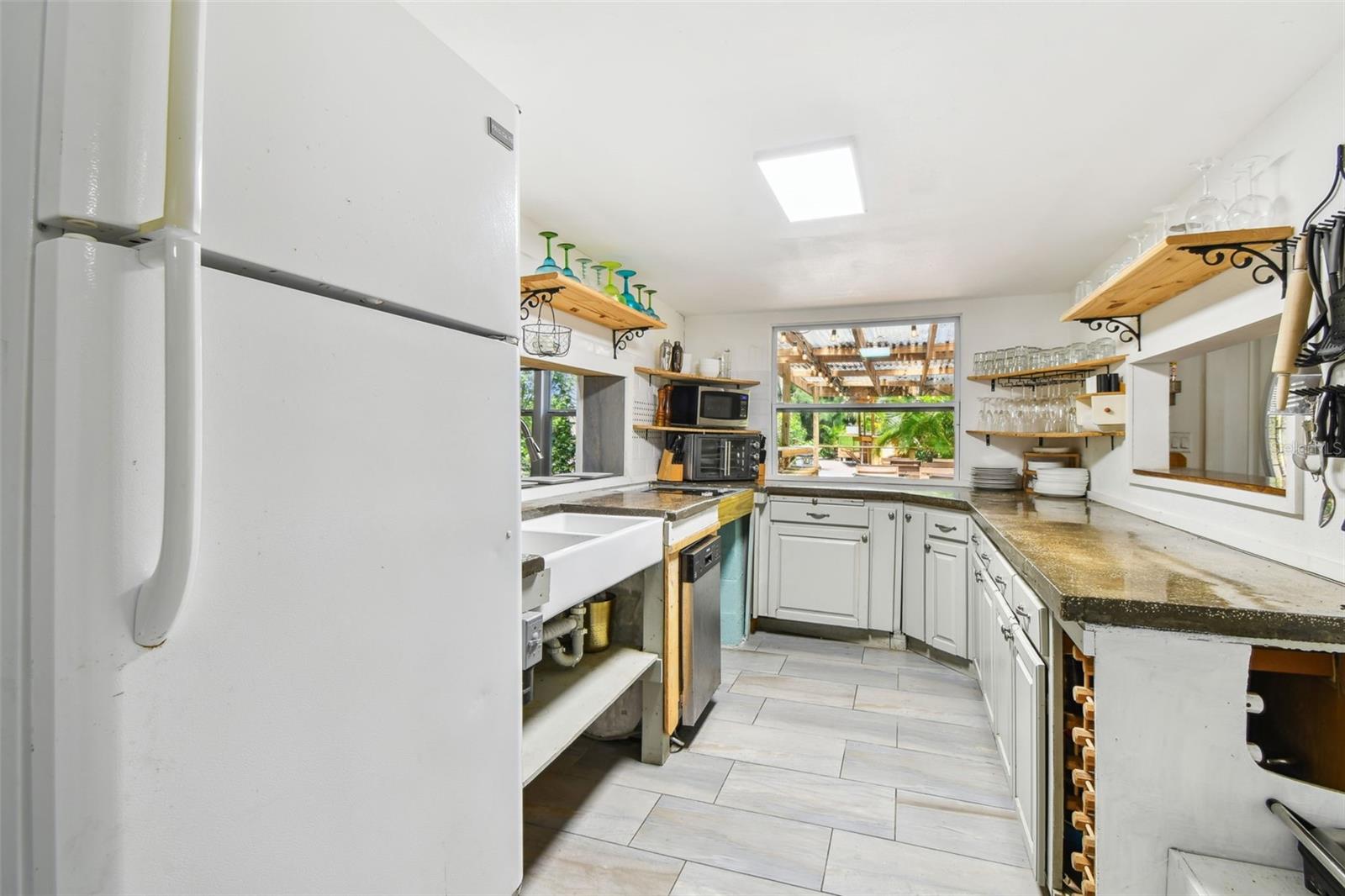 Image 39 of 48 For 5909 Mohr Road