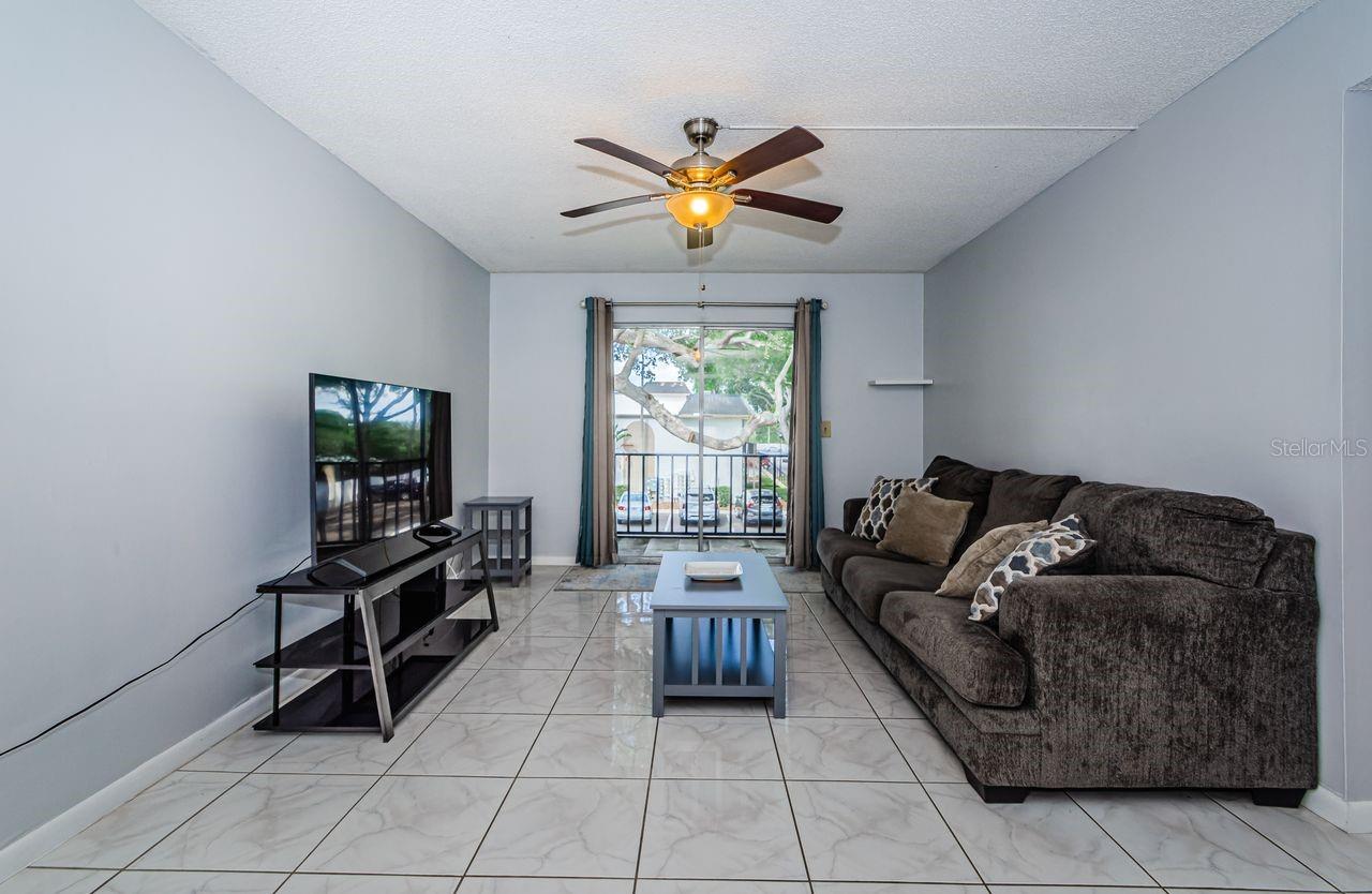 Image 10 of 38 For 801 Russell Lane 255