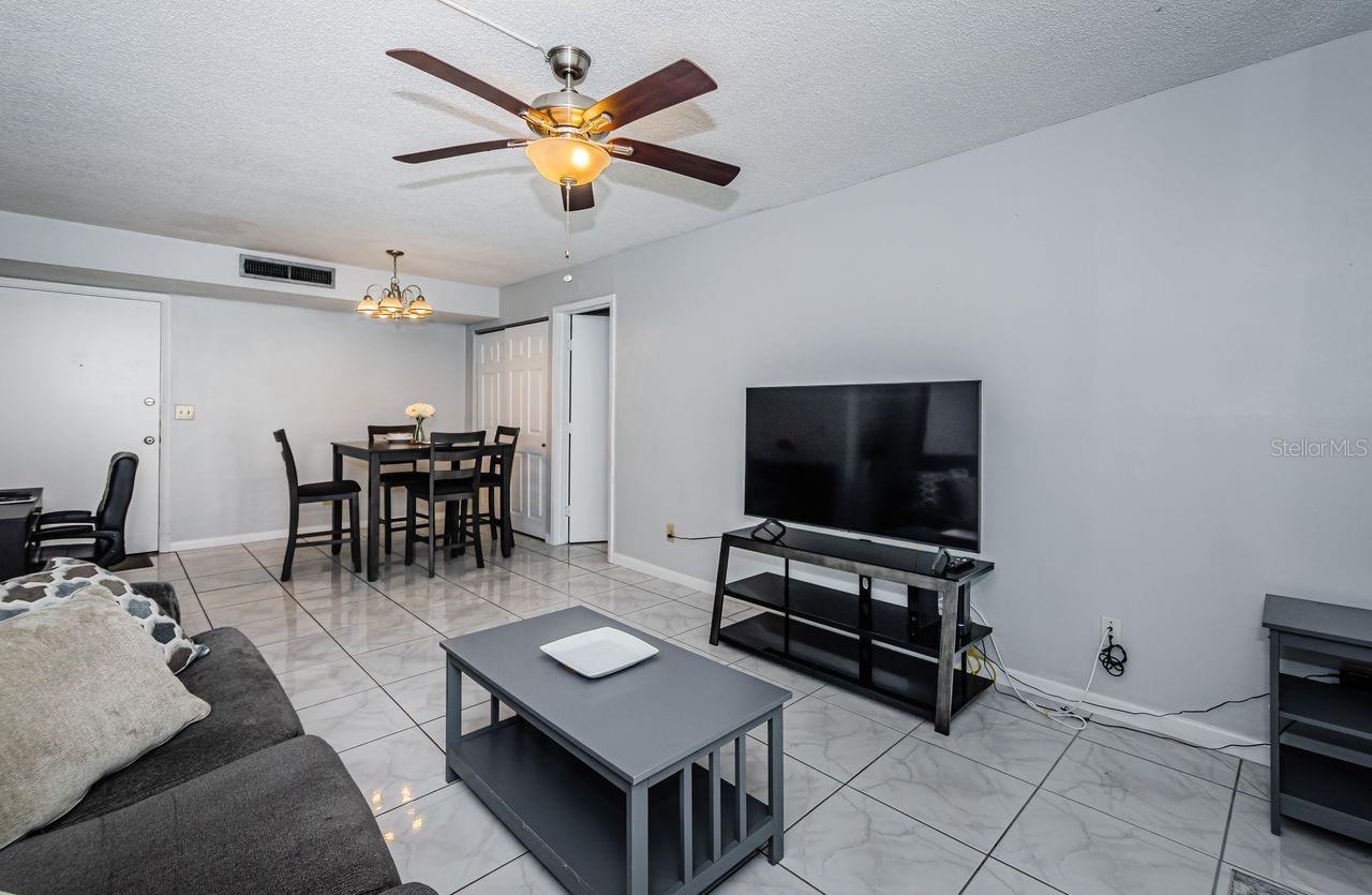 Image 12 of 38 For 801 Russell Lane 255
