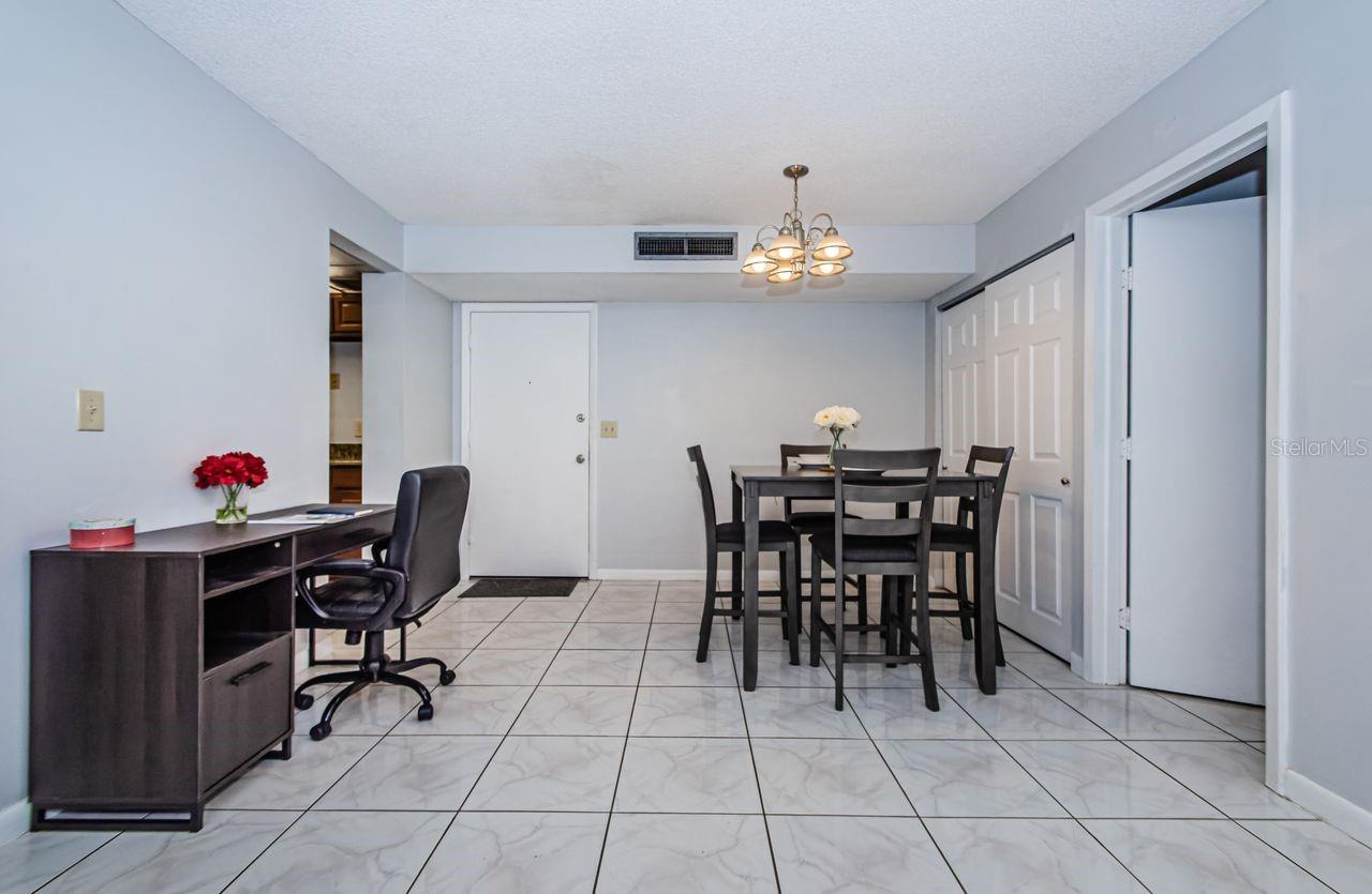 Image 16 of 38 For 801 Russell Lane 255